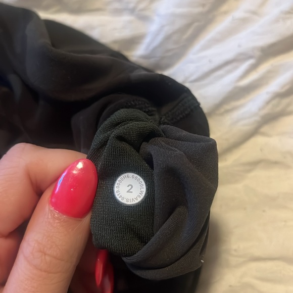 Lululemon - Picture 4 of 4